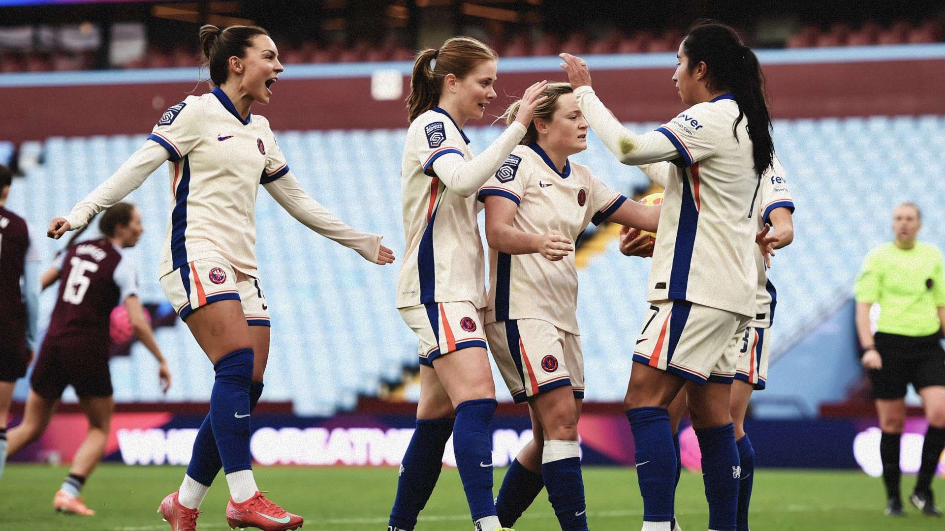 排球场标准尺寸与布局详解及平面图展示指南